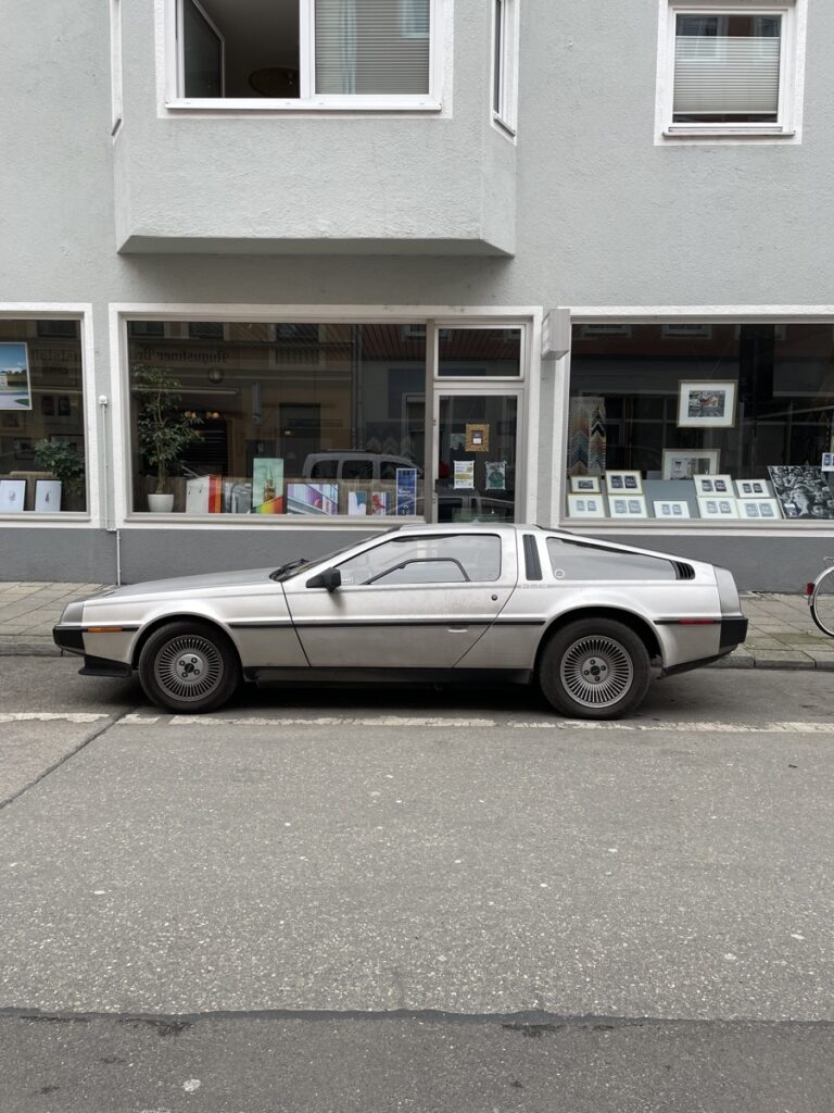 Ein DeLorean, der immer mal wieder im Gärtnerplatzviertel parkt.